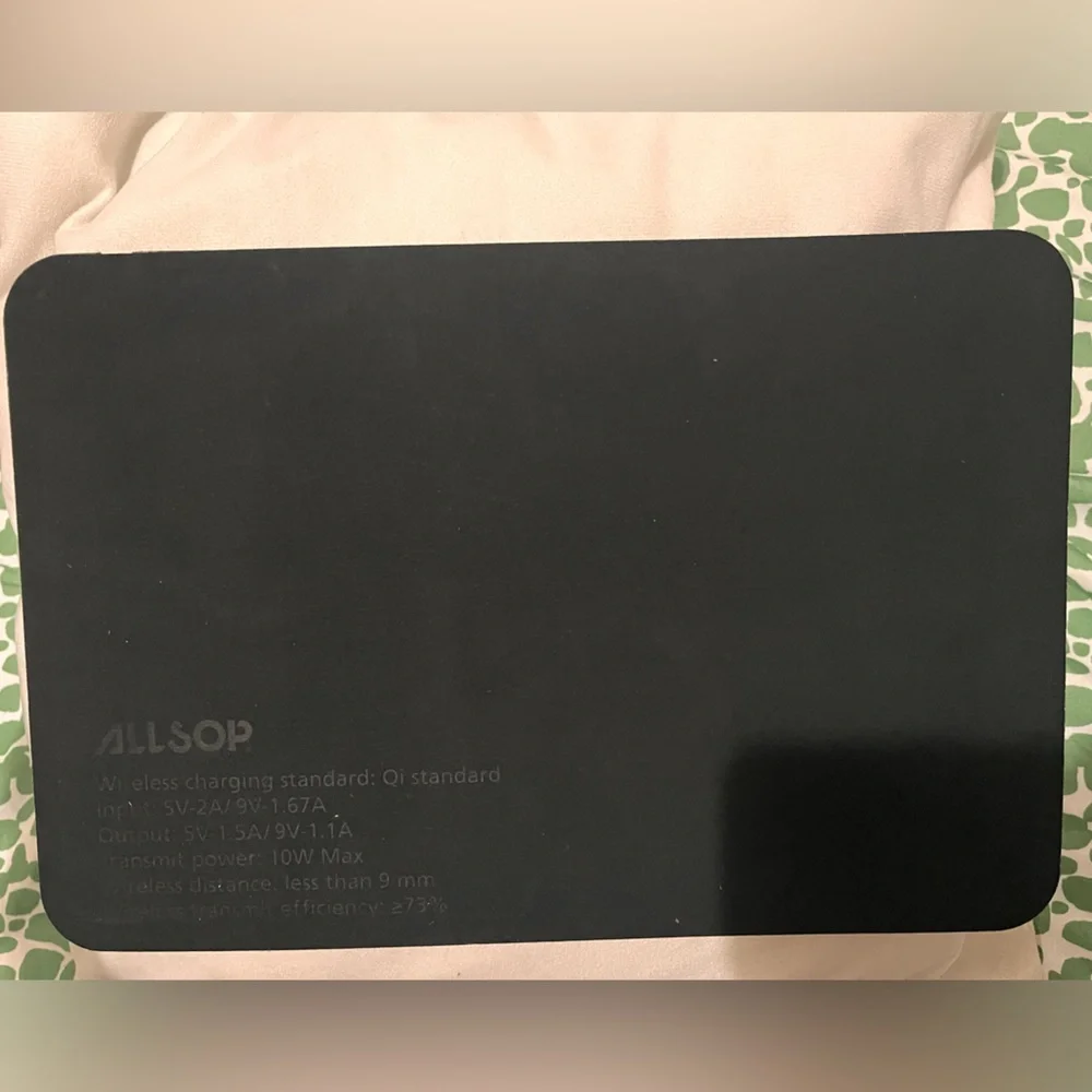 Wireless charging powertrack
